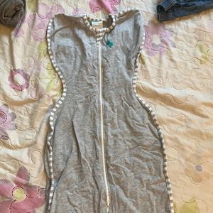 LOVE TO DREAM SWADDLE